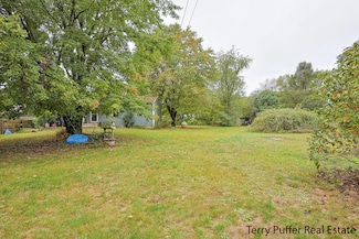11916 Saddler Rd, Plainwell, MI 49080