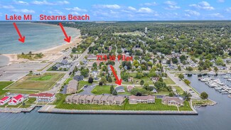 713 W Filer St, Ludington, MI 49431