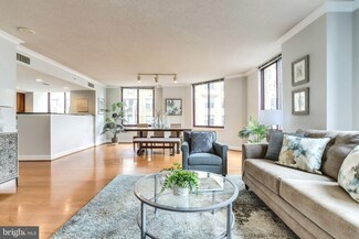 1201 N Garfield St Unit 909, Arlington, VA 22201