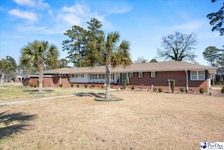 310 Lee Cir, Dillon, SC 29536