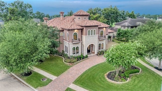 5703 Lakeshore Vista Dr, Richmond, TX 77469