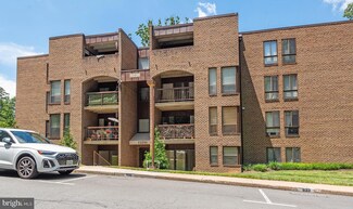 11236 Chestnut Grove Square Unit 11236-34, Reston, VA 20190