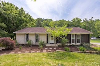 2913 Eight Mile Rd, Anderson Township, OH 45244