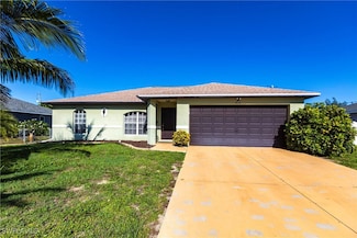 3034 SW 14th Ave, Cape Coral, FL 33914