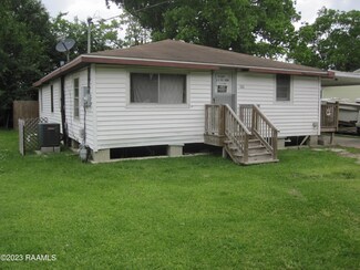 1011 Stutes St, Crowley, LA 70526