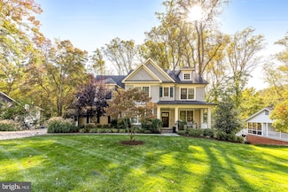 7904 Carteret Rd, Bethesda, MD 20817