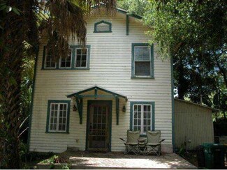 2104 Helen St, Melbourne, FL 32901