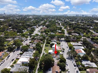 541 NW 49th St, Miami, FL 33127