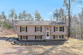 1233 South St, Barre, MA 01005