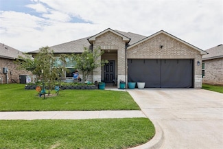 11704 SW 40th St, Mustang, OK 73064