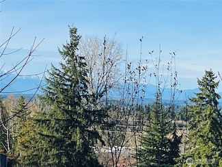 190 SE Mile Hill Dr, Port Orchard, WA 98366