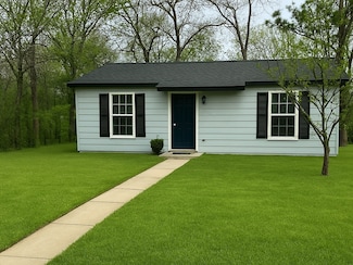 1401 Cedar St, Paris, TX 75460