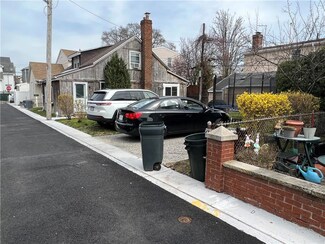 12 Kay Ct, Brooklyn, NY 11229