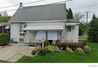 3814 Rhode Island Ave, Niagara Falls, NY 14305