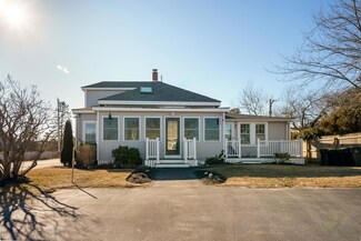 74 King St, Scarborough, ME 04074