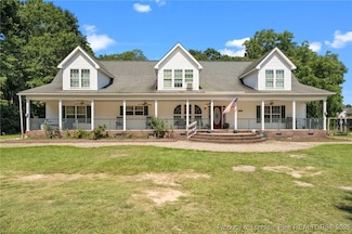734 Club Pond Rd, Raeford, NC 28376