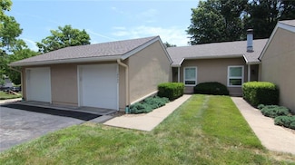 12733 W 108th Place, Overland Park, KS 66210