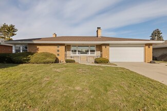 6502 Palma Ln, Morton Grove, IL 60053
