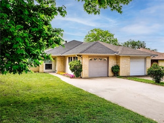 4224 Wingrove Dr, Arlington, TX 76015