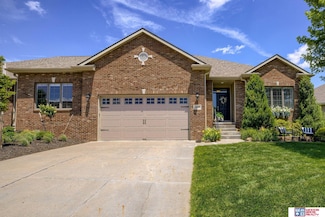 7674 Phares Dr, Lincoln, NE 68516