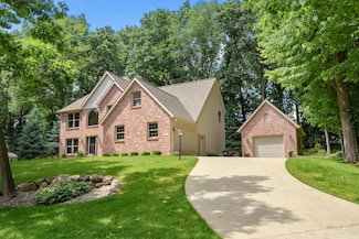 6374 Killington Dr, Kalamazoo, MI 49009
