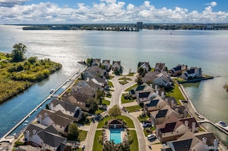 260 Keelson Dr, Detroit, MI 48215