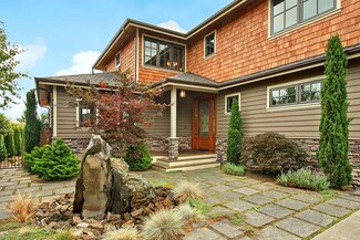 4028 93rd Ave SE, Mercer Island, WA 98040