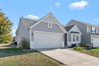 1800 English Oak Dr, Lake Saint Louis, MO 63367