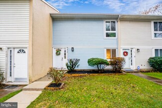 410 Reneau Way, Herndon, VA 20170