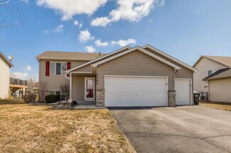7792 Lander Ave NE, Albertville, MN 55301