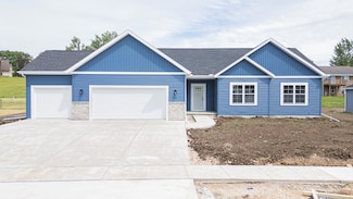 409 Valley Dr, Theresa, WI 53091
