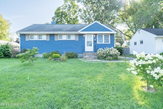 57 Bailey Ave, Latham, NY 12110