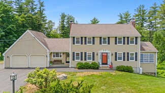 11 Shaw Dr, Bedford, NH 03110