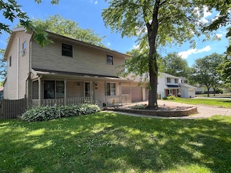 1308 Carole Ln, Green Bay, WI 54313