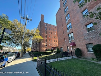 100 Colfax Ave Unit 6H, Staten Island, NY 10306