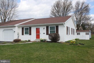 2001 Brentwood Dr, Middletown, PA 17057