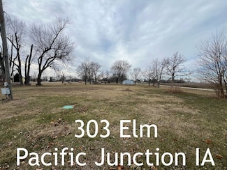 303 Elm St, Pacific Junction, IA 51561