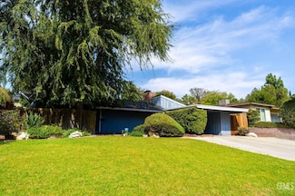 1764 Camino Primavera, Bakersfield, CA 93306