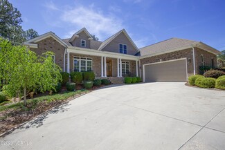 51 Sandpiper Dr, Whispering Pines, NC 28327