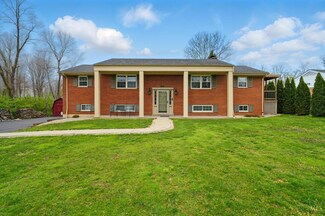 5069 Pinecrest Dr, Morrow, OH 45152