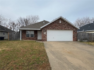 745 Applegate Ln, Lincoln, AR 72744