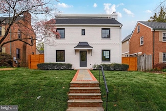 4324 Yuma St NW, Washington, DC 20016