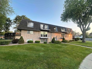 101 Provincial Ct Unit 48, Saginaw, MI 48638