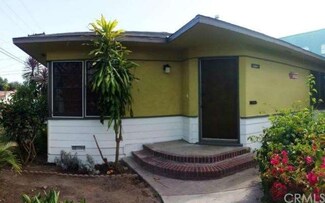 124 E Pomona St, Santa Ana, CA 92707