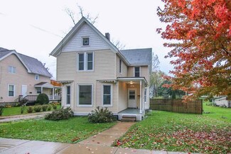532 N Monroe St, Waterloo, WI 53594