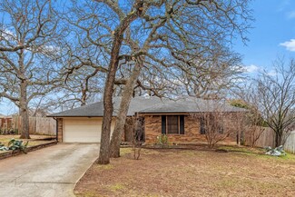 503 Oakhill Dr, Denton, TX 76201