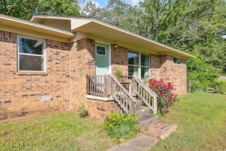 2318 W Lakeview, Benton, AR 72015