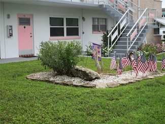 5900 21st St N Unit 2, Saint Petersburg, FL 33714