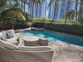 3772 NE 207th Terrace, Miami, FL 33180