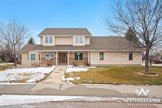 1650 Country Club Rd, Gillette, WY 82718